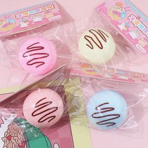 ของเล่นบีบ TPR สควิชชี่รูปอาหารนุ่มๆ ไอศกรีม ของเล่นบีบคลายเครียด ขายดี - Product Image 1