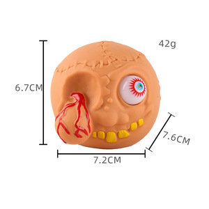 Cadeaux d'Halloween très demandés : Porte-clés Squishy Zombie à yeux qui sortent, jouet doux et étrange à presser - Product Image 4