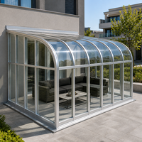 Véranda rétractable pour toit, avec structure en aluminium, toit arqué, verre clair, solaire, pour terrasse, balcon