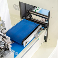 Ding Yan 380X Automatische machine voor het sorteren, voeren, verpakken en verpakkende lijn voor crème-wafel-sandwichkoekjes.