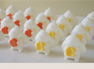 Holiday Gift Cute Bunny Shape Osmanthus Natural Soy Wax Paraffin Wax Scented Aroma <b>Candle</b> for Home Decor - Product Image 5