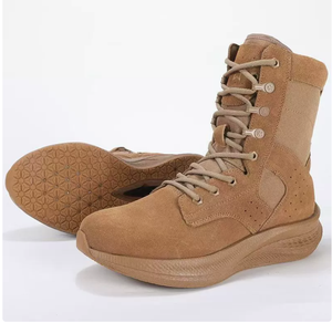 รองเท้าบูท HBA32 สำหรับผู้ชาย รุ่น Outdoor น้ำหนักเบาพิเศษ สีน้ำตาลโคโยตี้ สีน้ำตาลเข้ม สำหรับเดินป่า ฝึกซ้อม ทนทาน พื้นรองเท้าทำจากยางและ EVA - Product Image 1