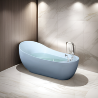 Baignoire autoportante moderne en acrylique blanc, petite forme ovale, baignoire japonaise pour une personne, pour les applications hôtelières