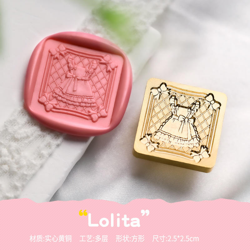 Style Lolita (carré multicouche, 2,5x2,5cm)