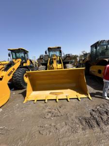 Haute qualité utilisé 5 tonnes avant et mini-chargeur avec moteur Yuchai 92KW puissance CAT pompe hydraulique pour les industries agricoles - Product Image 5