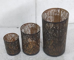 Accessoires de décoration nordique personnalisés faits à la main, chandelier de luxe moderne en laiton doré, ensemble de bougeoirs en métal - Product Image 3