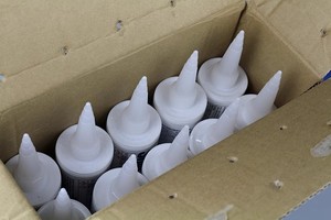 ญี่ปุ่น <span class=keywords><strong>Shin</strong></span>-<span class=keywords><strong>etsu</strong></span> KE-45-W/T/R/G/B สีขาวฉนวนกันความร้อนกาวสารกันความร้อนซิลิโคน - Product Image 5