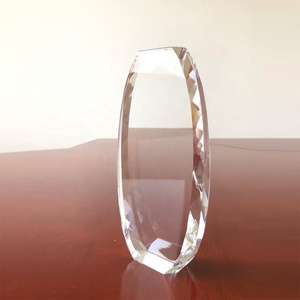 Hot-selling Customized Exquisite Light Glass Souvenir Transparent Craft Crystal Trophy