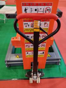 Pont élévateur hydraulique à poteau unique pour <span class=keywords><strong>garage</strong></span>, pour bus/camion, OEM/ODM pris en charge, modèle Hongtech HOT-WTL8, capacité de 8500 kg - Product Image 5