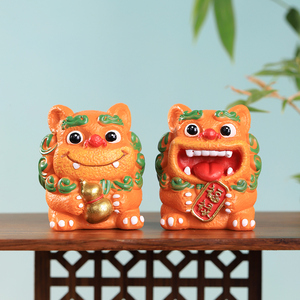 Set di 2 Statuette in Resina di <span class=keywords><strong>Leoni</strong></span> Portafortuna in Miniatura, Pronte per la Spedizione, Decorazione Feng Shui per Casa e Scrivania, Regalo Portafortuna - Product Image 2