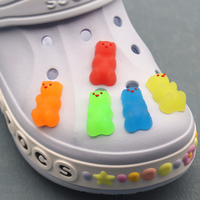 2024 nouveauté en gros caoutchouc PVC haute qualité chaussures personnalisées décorations accessoires mignon ours chaussure charmes