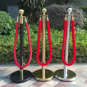 Base fuerte para exteriores Alfombra roja decorativa <span class=keywords><strong>Vip</strong></span> Corona negra y dorada Línea de cola Poste Barrera Cuerda Puntales de control de multitudes - Product Image 5