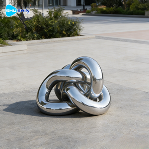 Escultura Moderna Abstracta de Acero Inoxidable Electrochapado Personalizada con Impresión UV y Pulido para Uso en Exteriores con Logotipo Fundido - Product Image 1