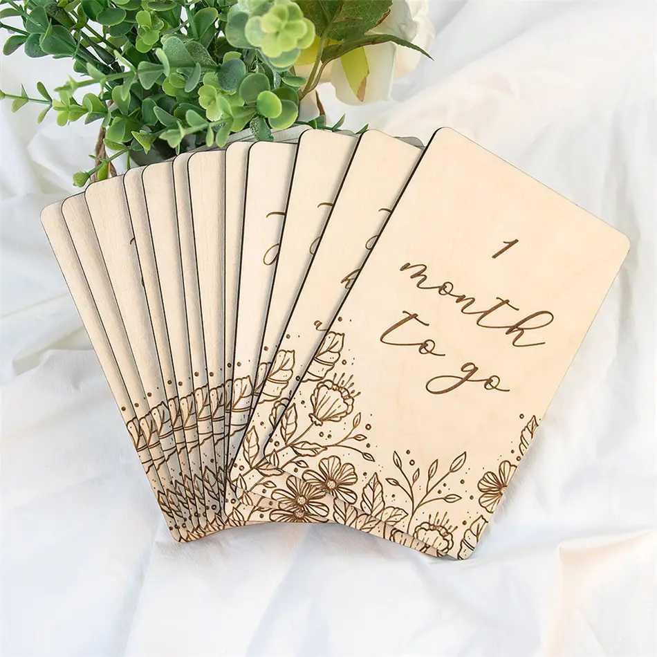 OEM wedding milestone cards artigianato taglio laser segno in legno, incisione laser etichette in legno articoli prodotti compensato tagliato al laser