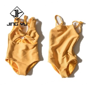 Traje de Baño Personalizado con MOQ Bajo, Diseño de Nudo Hueco, Traje de Baño de Una Pieza de Moda, Traje de Baño de Una Pieza de Tela Suave de Bambú de Alta Calidad - Product Image 1