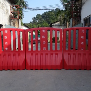 Barrière de sécurité en HDPE/PE pour concert en extérieur, hauteur 1300 mm, remplissable d'eau, prismatique haute intensité – Offre Spéciale - Product Image 5