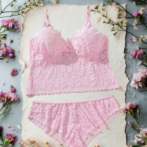 Conjunto de Lencería Sexy y Transparente para Mujer con Top Halter y Encaje, Estilo Europeo y Americano - Product Image 4