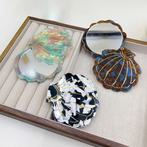 Qianjin Biểu Tượng Tùy Chỉnh Xách Tay Đáng Yêu Vỏ Biển Trang Điểm Gương Cho Nữ Nhỏ Acetate Gương Nhỏ Cho Du Lịch Tóc Phụ Kiện - Product Image 1