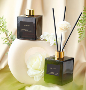 No Fire YOUNIKE PARFUM Parfum Floral Longue Durée 200ml Huile Essentielle de Plantes Aromathérapie Désodorisant Premium pour Chambre - Product Image 2