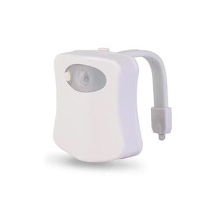 مقعد مرحاض مقاوم للماء بمصباح ليلي PIR ذكي حوض مرحاض لإضاءة المرحاض بإضاءة خلفية - Product Image 1