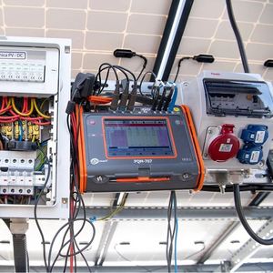 Analizador de Calidad de Energía Sonel PQM-707, Alta Precisión del 0.5%, Probador Trifásico con Soporte OBM y 1 Año de Garantía, Medidor PQ Sonel - Product Image 4