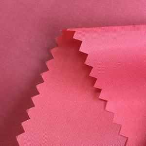 <span class=keywords><strong>Prix</strong></span> d'usine Tissu Taffetas 68D 190T/210T/230T/300T CMT, Matière Rigide ou Souple pour Sacs et Vêtements - Product Image 4