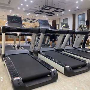 Caminadora Eléctrica Comercial Plegable con Motor de 7.0HP, Reducción de Impactos Silenciosa, Ajuste de Velocidad e Inclinación, de Acero, para Uso Doméstico, Clubes y Privado - Product Image 2