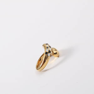 Joolim ювелирные изделия оптом 18K позолоченные черные белые клетчатые переплетенные кольца из нержавеющей стали для женщин - Product Image 4