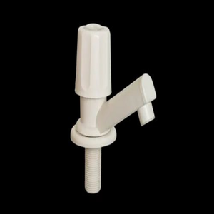 Grifo de Agua de PVC Confiable para Conexiones de Lavabo y Salidas de Agua Exteriores - Product Image 1