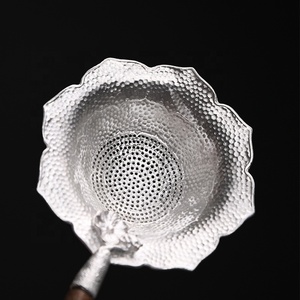 Ensemble de filtres <span class=keywords><strong>à</strong></span> <span class=keywords><strong>thé</strong></span> faits <span class=keywords><strong>à</strong></span> la main, motif marteau, accessoires en maille filtrante, forme antique, passoire <span class=keywords><strong>à</strong></span> <span class=keywords><strong>thé</strong></span> - Product Image 4