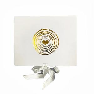 Conjunto de regalo de ropa de bebé recién nacido al por mayor: Body de algodón 100% con estampado dorado y peleles, para empaque en caja o venta a granel. - Product Image 5