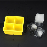 Vente en gros de bac à glaçons rectangulaire en silicone de qualité alimentaire écologique à 4 cavités, non toxique, pour bars et restaurants