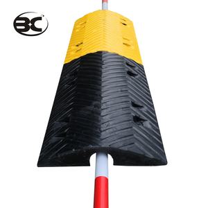 ยางกันกระแทกป้ายจราจรแบบโดมสีดำและเหลือง - Product Image 2