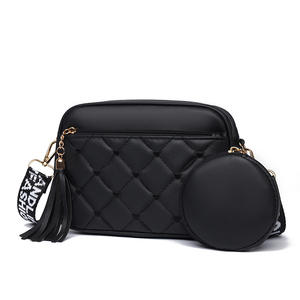 Petit sac carré pour femme et enfant, tendance transfrontalière automne 2024, en PU, fermeture éclair, motif losanges, pompon - Product Image 5