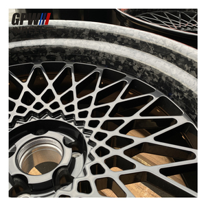 Rines de Aleación Forjada de Dos Piezas Tipo Deep Dish con Barril de Fibra de Carbono Envolvente, Forjado Personalizado, PCD, ET, Tratamiento de Superficie y Tapa Central - Product Image 2