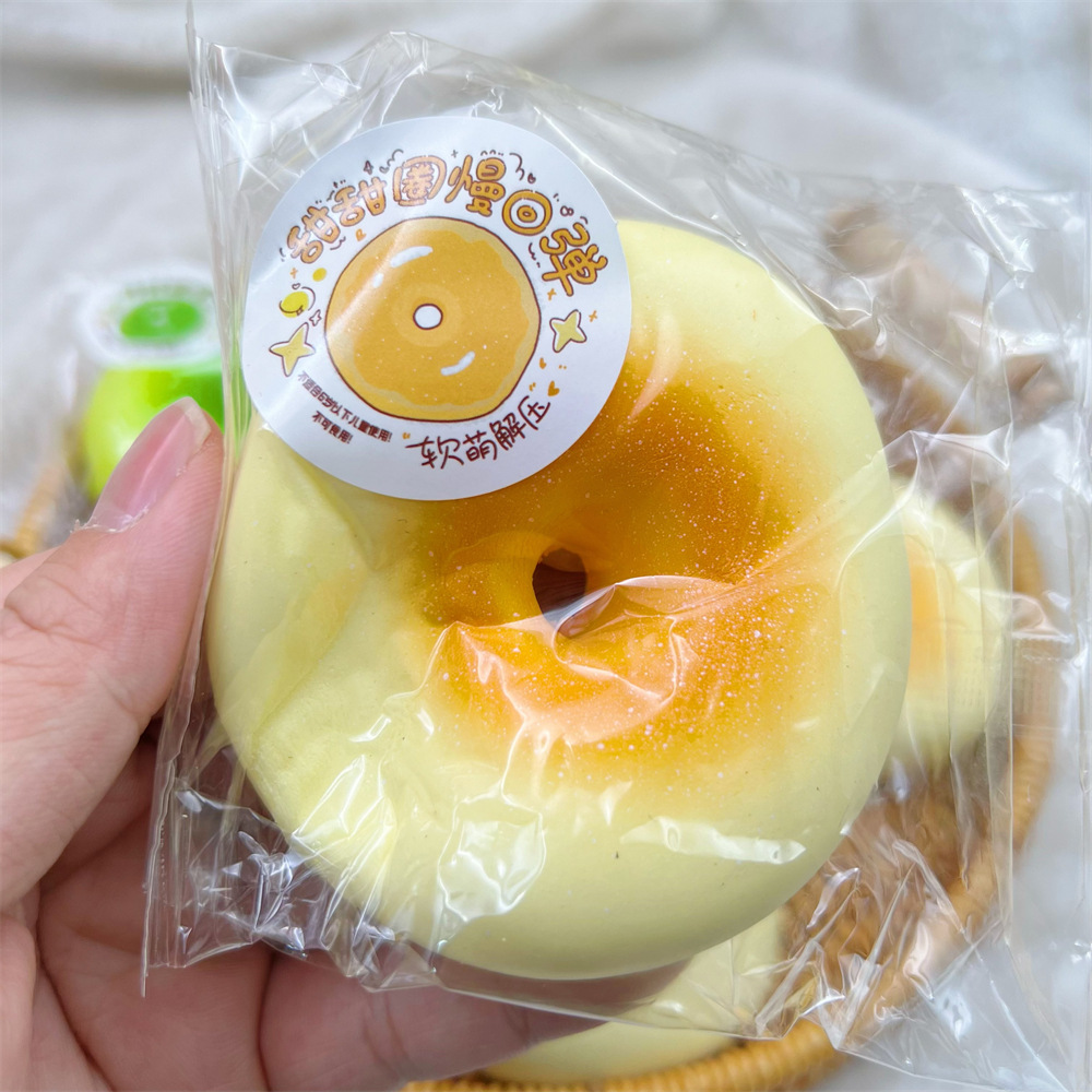 Donuts-bread color