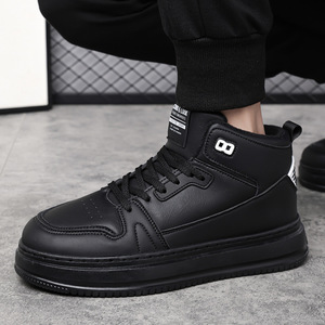 Zapatos de invierno para hombre con forro de lana, suela gruesa, zapatillas deportivas casuales con cordones, parte superior sintética, suela de goma EVA. - Product Image 2