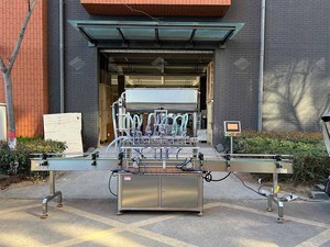 Système remplissant de boisson automatique industrielle pour les bouteilles en verre de grande précision contrôlée par PLC pneumatique - Product Image 3