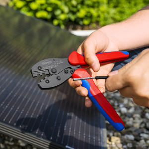 Alicates de crimpado KNIPEX 97 52 42 SB PreciForce para terminales MC4/MC4 EVO 2 con revestimiento de plástico antideslizante, pulido - Product Image 4