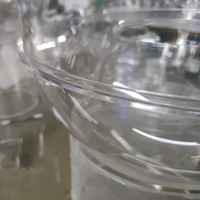Présentoir en acrylique pour produits de boulangerie en PMMA, design contemporain transparent avec formes spéciales et décoration intérieure