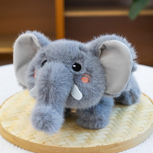 Giocattoli di Peluche a Forma di Animali Cartoon di Alta Qualità, 25cm, con Leoni, Gatti, Elefanti, Agnelli, Pappagalli Pigri - Product Image 4