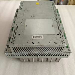 Unité de commande DSQC663 3HAC029818-001 pour contrôleur de robot IRC5 M2004 - Product Image 3