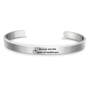 Brazalete Personalizado con Grabado para Enfermera: Creía que Podía - Product Image 5