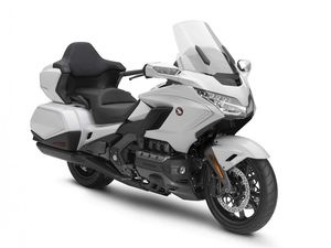 250 Cc Super Luxe Élégant Goldwing Coo USB 4 temps Refroidi Vitesse Manuelle Transmission par Arbre Démarrage INDIAN - Product Image 4