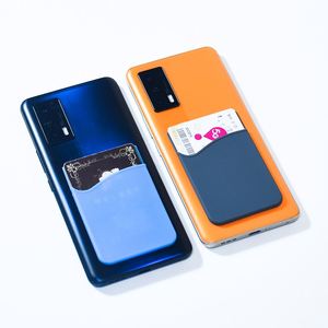 Cartera de Silicona para Teléfono Inteligente con Logotipo Personalizado - Tarjetero Personalizado para Uso Comercial - Product Image 4