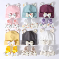 Conjunto de Gorro y Calcetines para Bebé Recién Nacido, Diseño de Lazo, Color Sólido, Algodón y Poliéster