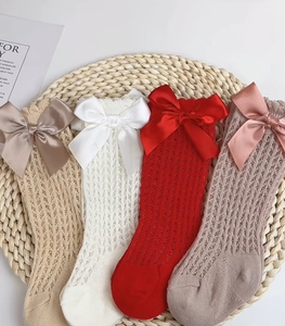 Cô Gái Sơ Sinh Bé Headband Vớ Set Bow Đàn Hồi Nylon Rắn Màu Trung Ống Xù Mắt Cá Chân Giản Dị Dệt Kim Vớ Trẻ Sơ Sinh - Product Image 1