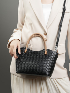 Bolso de Mano de Cuero Vacuno Genuino Más Vendido para Mujer, Estilo Vintage Tejido para Todas las Temporadas - Bolso de Cuero Puro para Damas - Product Image 3