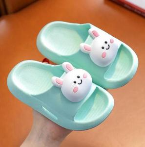 Chaussons pour femmes en PVC de haute qualité, prix bas, vente en gros d'été, fournisseur de prix avantageux, dessin animé <span class=keywords><strong>Pikachu</strong></span> - Product Image 5