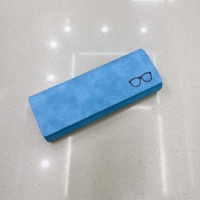 Nouvelle boîte à lunettes optiques carrée rigide de créateur de mode étui à lunettes de soleil fait main en métal avec logo personnalisé étui à lunettes carré